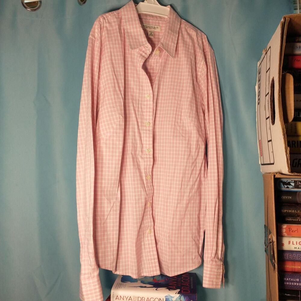 Banana-republic Women's Pink and White Shirt